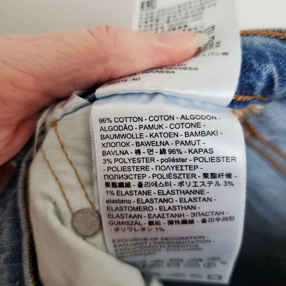 Levi's 501 Premium Denim women's distressed jeans - Picture 10 of 11